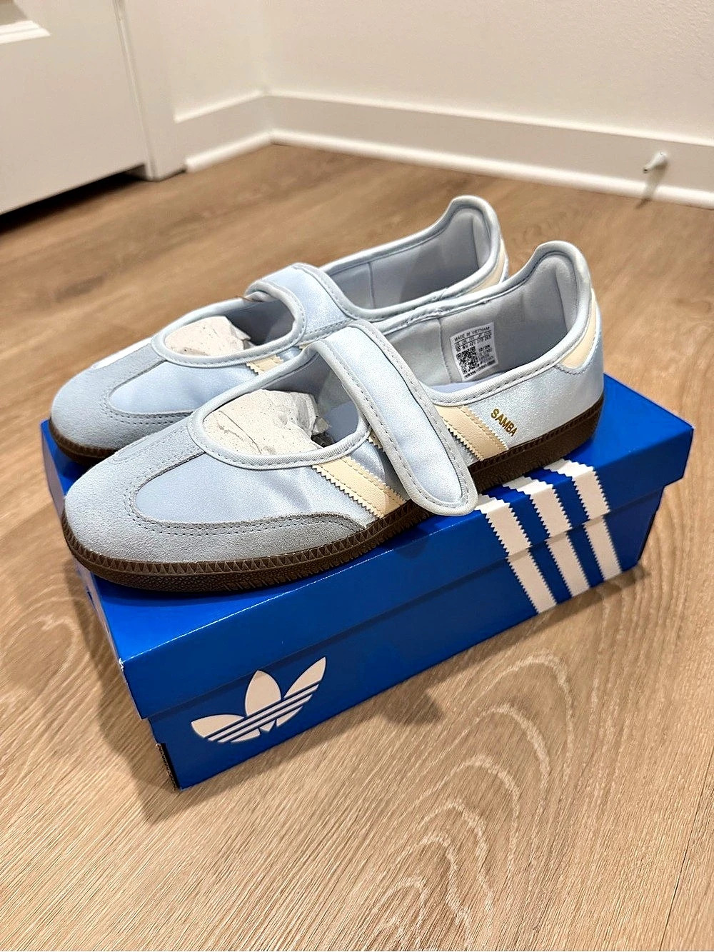 NWT adidas Samba Jane Mary Jane Sneakers Blue & White US 10 - Picture 4 of 6